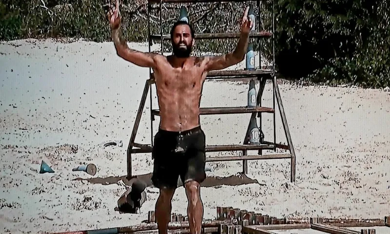 Survivor Twitter 22/6: Ο άχαστος Άρης τρέλανε την πλατφόρμα! Κράξιμο σε Μαρτίκα