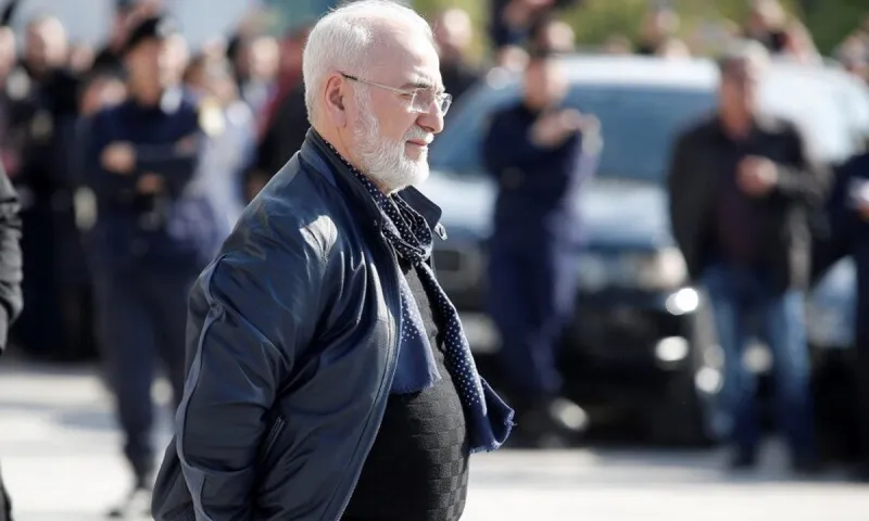 Γι' αυτόν τίναξε την μπάνκα ο Σαββίδης!