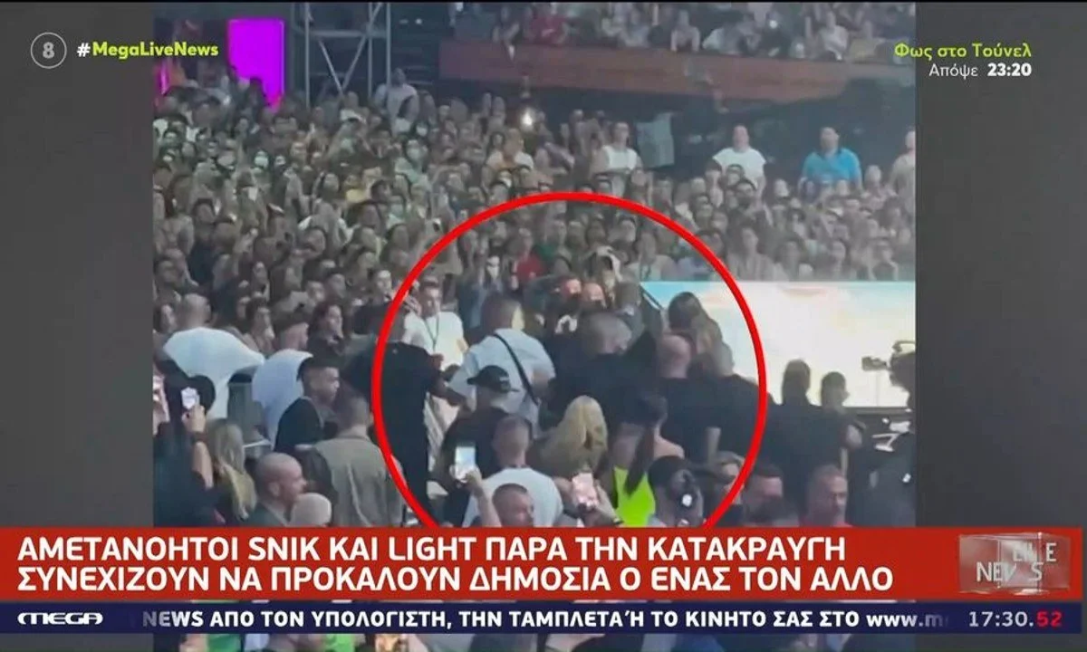 Για στημένο καυγά, ανάμεσα στους τράπερ Snik και Light προκειμένου να επωφεληθούν οικονομικά κάνουν λόγο ειδικοί της μουσικής.