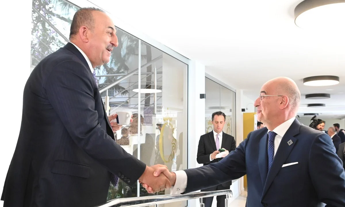 Σε εποχές... Οθωμανικής Αυτοκρατορίας νομίζει ότι ζει ο Μεβλούτ Τσαβούσογλου που έκανε λόγο για αλλαγή συνόρων Ελλάδας - Τουρκίας!