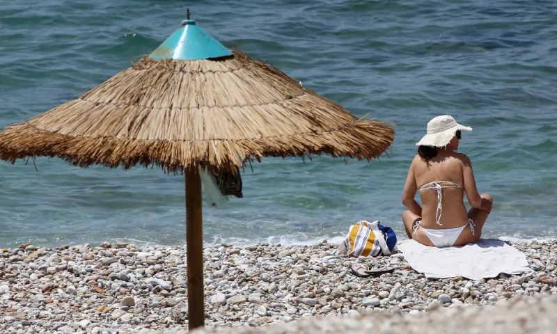 Καιρός (29/6): Καιρός ιδανικός για παραλία την Τετάρτη - Ζέστη και χαμηλοί άνεμοι