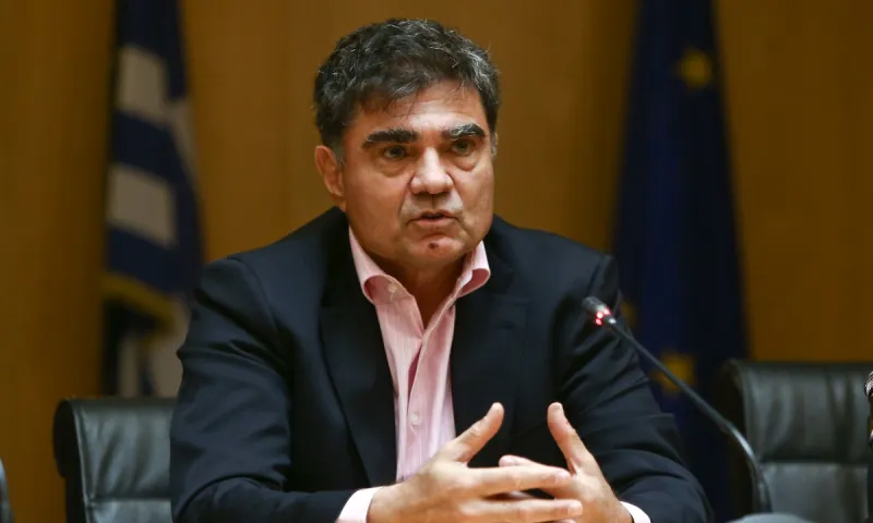 ALPHA: Πωλούν το 50% για πάνω από 40εκατ.ευρω