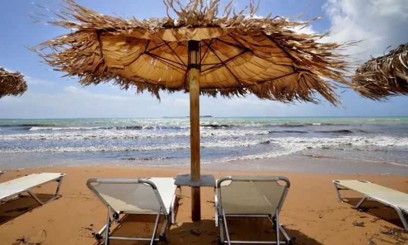 Καιρός (5/7): Ζέστη με έντονους βοριάδες αλλά και πρόσκαιρες νεφώσεις στα ηπειρωτικά