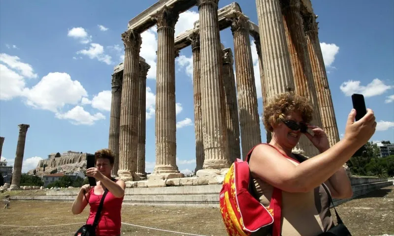 Δήμαρχος Χανίων: Κανείς Γερμανός δεν θα ξεπαγιάσει στην Ελλάδα - Ελάτε εδώ να περάσουμε το χειμώνα μαζί αφού δεν θέλει ούτε θέρμανση
