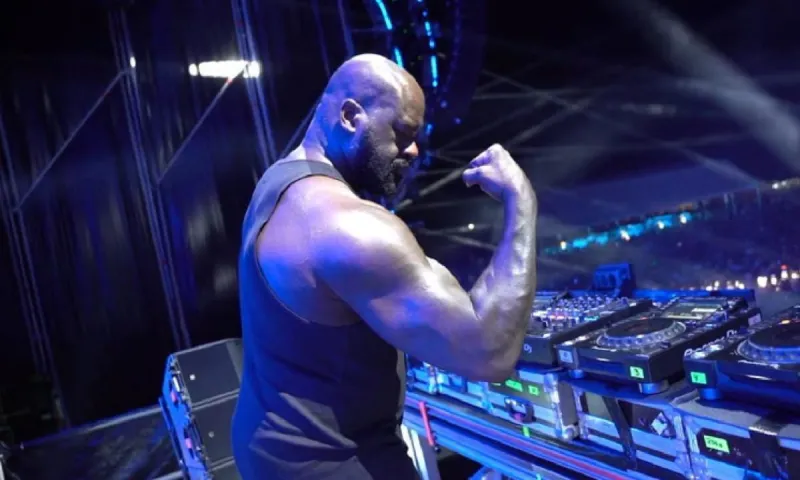 Ο Σακίλ Ο'Νιλ ως «DJ Diesel» κάνει το πλήθος να παραληρεί! (vid)