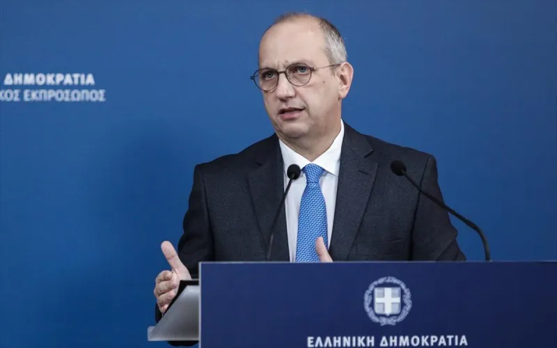 Γιάννης Οικονόμου: Αποποίηση κάθε ευθύνης για την αποφυλάκιση Λιγνάδη – «Οι πολίτες δεν γνωρίζουν το νομικό πλαίσιο»
