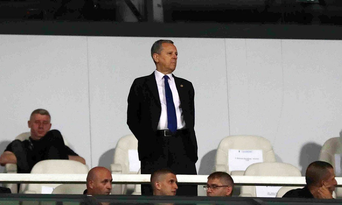 Επαγγελματική Διαιτησία: Η μια και μοναδική πρόταση που έκαναν οι διεθνείς στη συνάντηση που με τον πρόεδρο της ΕΠΟ, ήταν για τον άνθρωπο που πρέπει να αναλάβει να τρέξει το project!