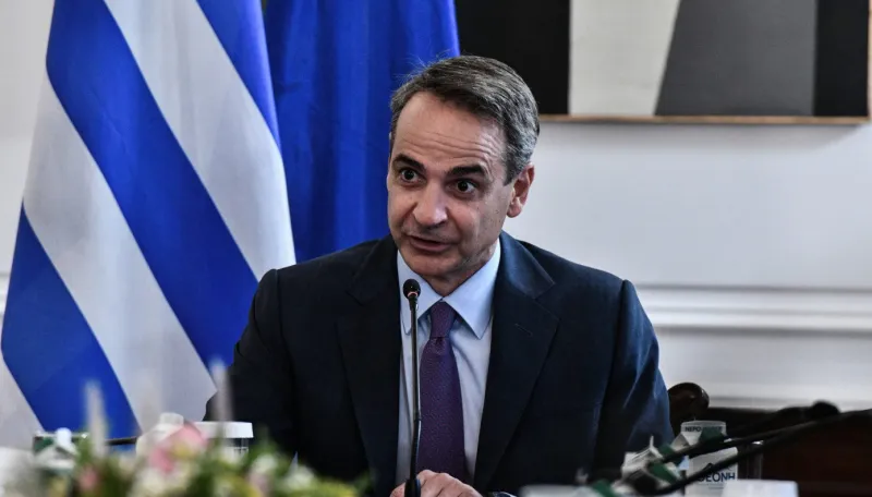 Σεβασμό στους πυροσβέστες ζητά ο Μητσοτάκης – Πριν 8 μήνες τους «ψέκαζαν» με αύρες και χημικά!