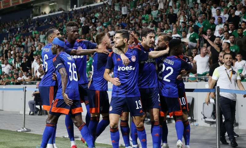 Super League: Αυτόν βλέπουν φαβορί για το πρωτάθλημα οι στοιχηματικές εταιρείες - Ψηλά η ΑΕΚ, υποτιμούν τον Παναθηναϊκό;