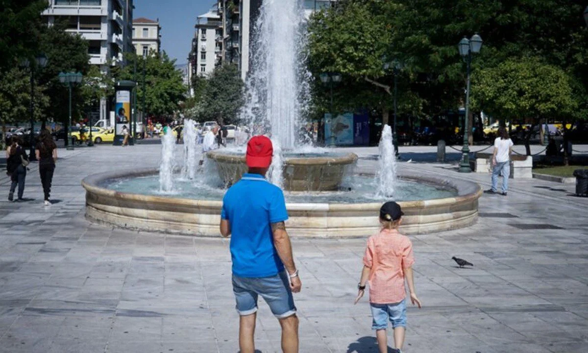 Καιρός (9/8): Χτυπάει κόκκινο το θερμόμετρο - Ηλιοφάνεια σε ολόκληρη τη χώρα