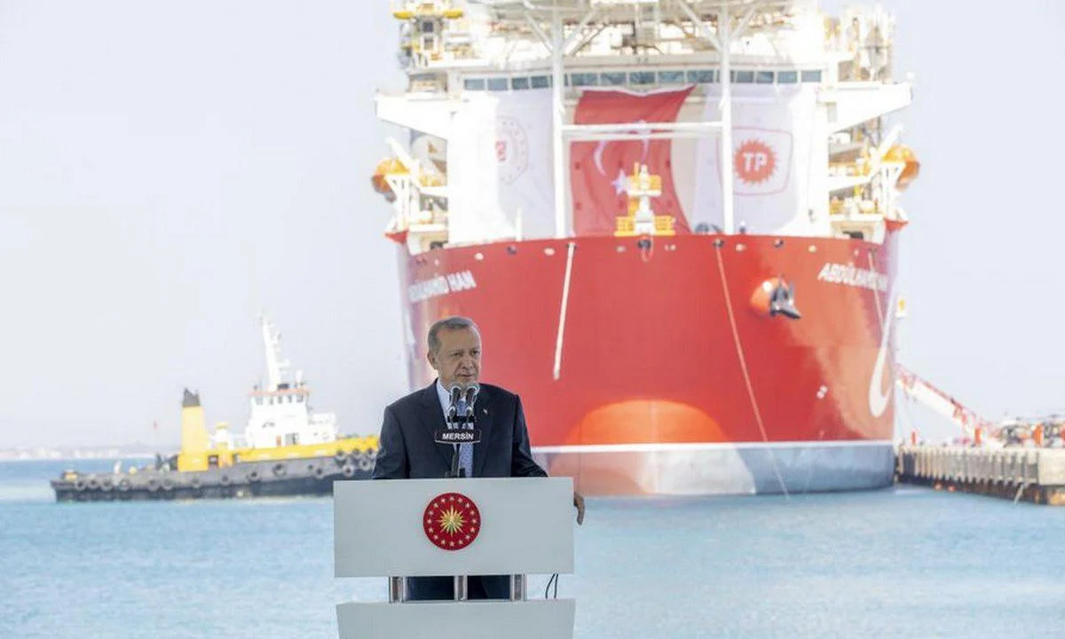 Ελληνοτουρκικά: Βόρεια της Κύπρου στέλνουν οι Τούρκοι το γεωτρύπανο - Ο Ερντογάν ανακοινώνει κλιμάκωση