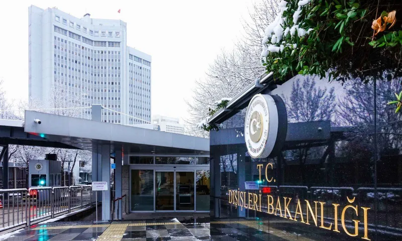 Τουρκία: Τα μάζεψε με το «Αμπντούλ Χαμίτ Χαν» - Συνεχίζει την προπαγάνδα περί υπόθαλψης τρομοκρατών