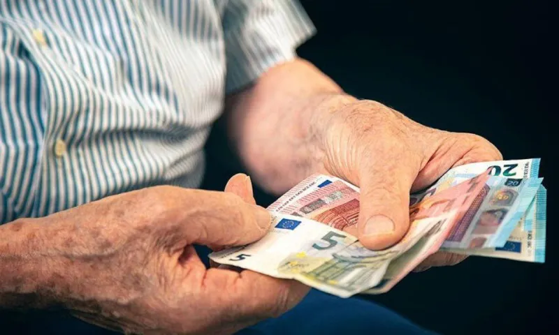 Συνταξιοδότηση: Έτσι μπορείς να βγεις στη σύνταξη πέντε χρόνια νωρίτερα - Δείτε τον τρόπο