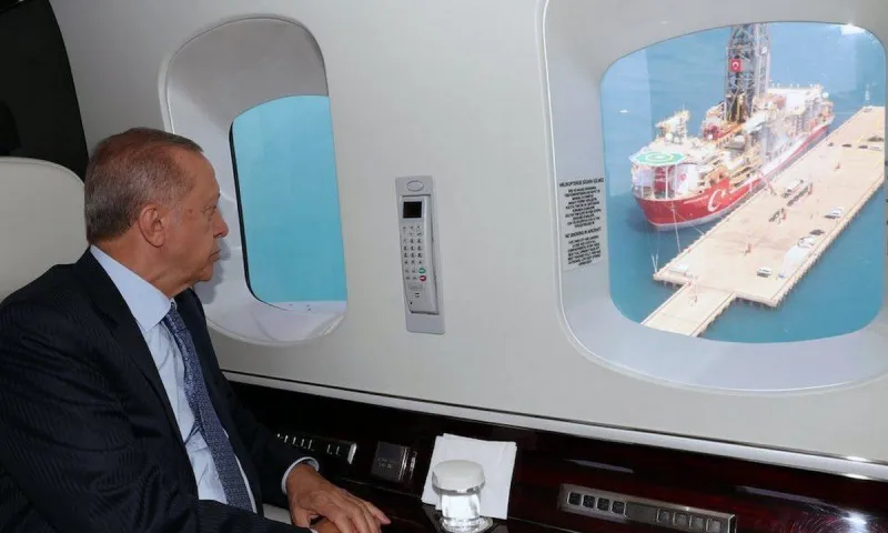 Ελληνοτουρκικά: Το διπλωματικό παρασκήνιο με το γεωτρύπανο - Ο παραλληλισμός με τα Φόκλαντς