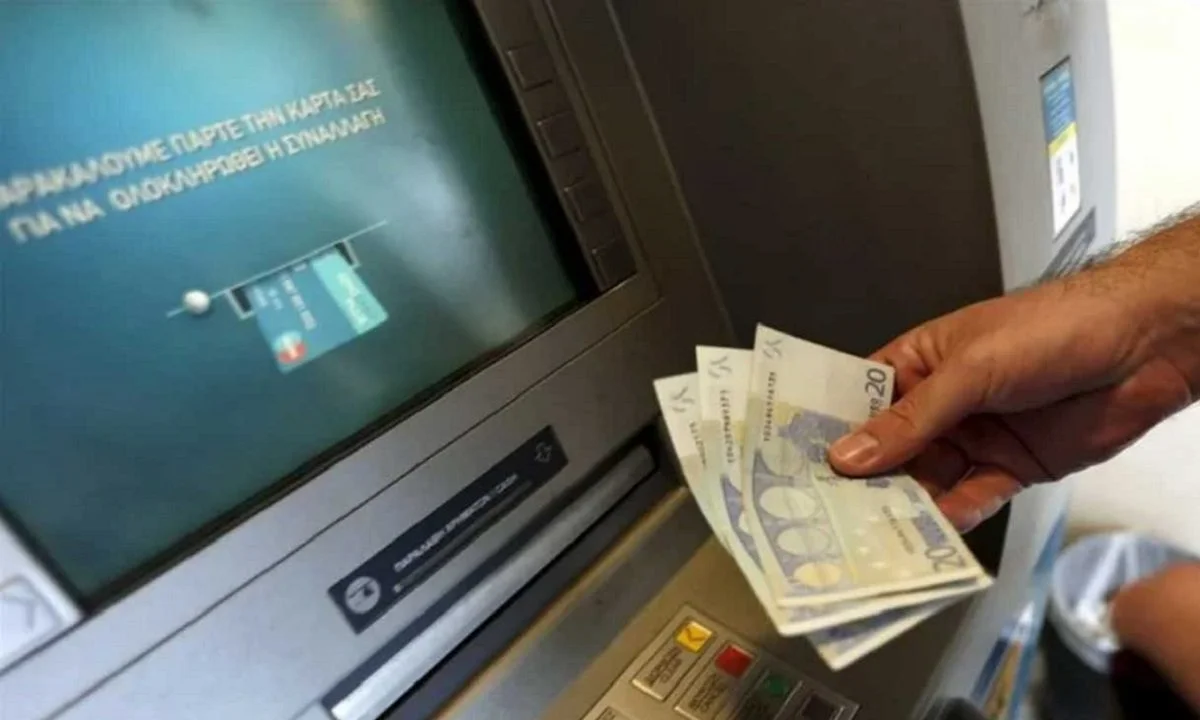 Μπορείς ο φετινός Δεκαπενταύγουστος να... φτιάχνει ένα ιδανικό τριήμερο, ωστόσο υπάρχουν και εργαζόμενοι που δουλεύουν.