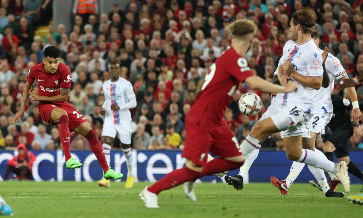 Premier League: Ούτε τη 2η αγωνιστική μπόρεσε η Λίβερπουλ να κερδίσει στην Premier League (1-1 με Κρίσταλ Πάλας) και είναι στο -4 από κορυφή.