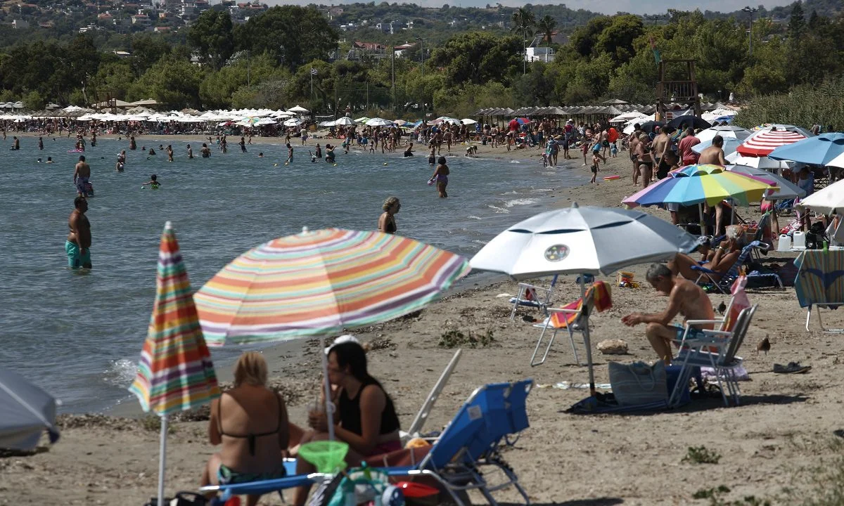 Μετά από ένα μικρό «διάλειμμα» κακοκαιρίας το καλοκαίρι... συνεχίζει την πορεία του με υψηλές θερμοκρασίες.