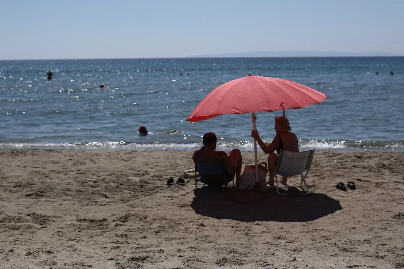 Καιρός (19/8): Στα όρια του καύσωνα την Παρασκευή! - Που θα «χτυπήσει» 41°C