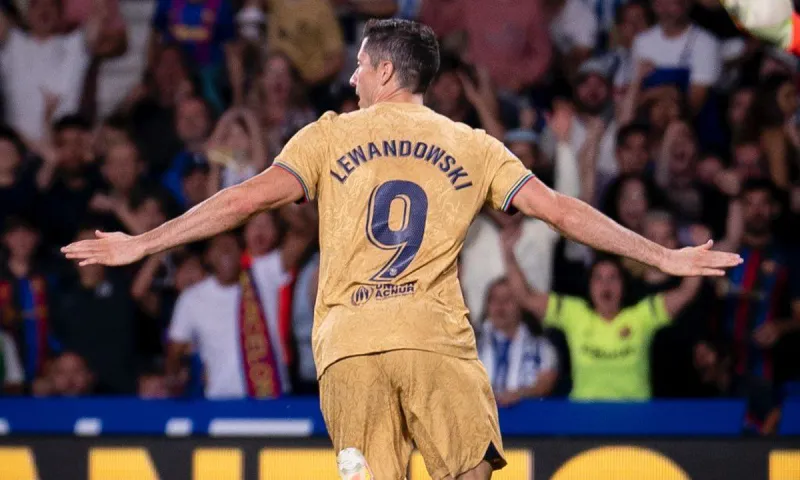 La Liga: Σοκ για Ατλέτικο, «4άρα» με δύο γκολ του Λεβαντόφσκι η Μπαρτσελόνα - Δείτε τη βαθμολογία (vid)