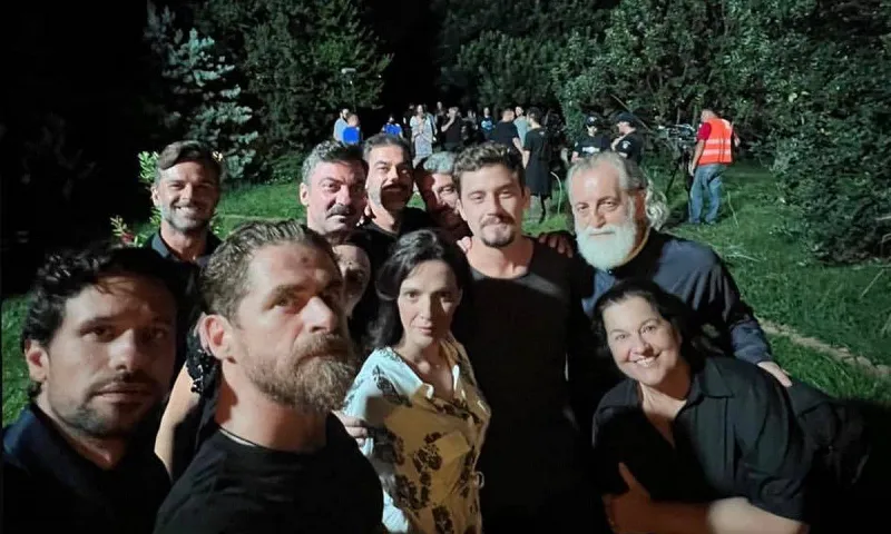Σασμός: Τέλος τα ψέματα - Άρχισαν και τα νυχτερινά γυρίσματα