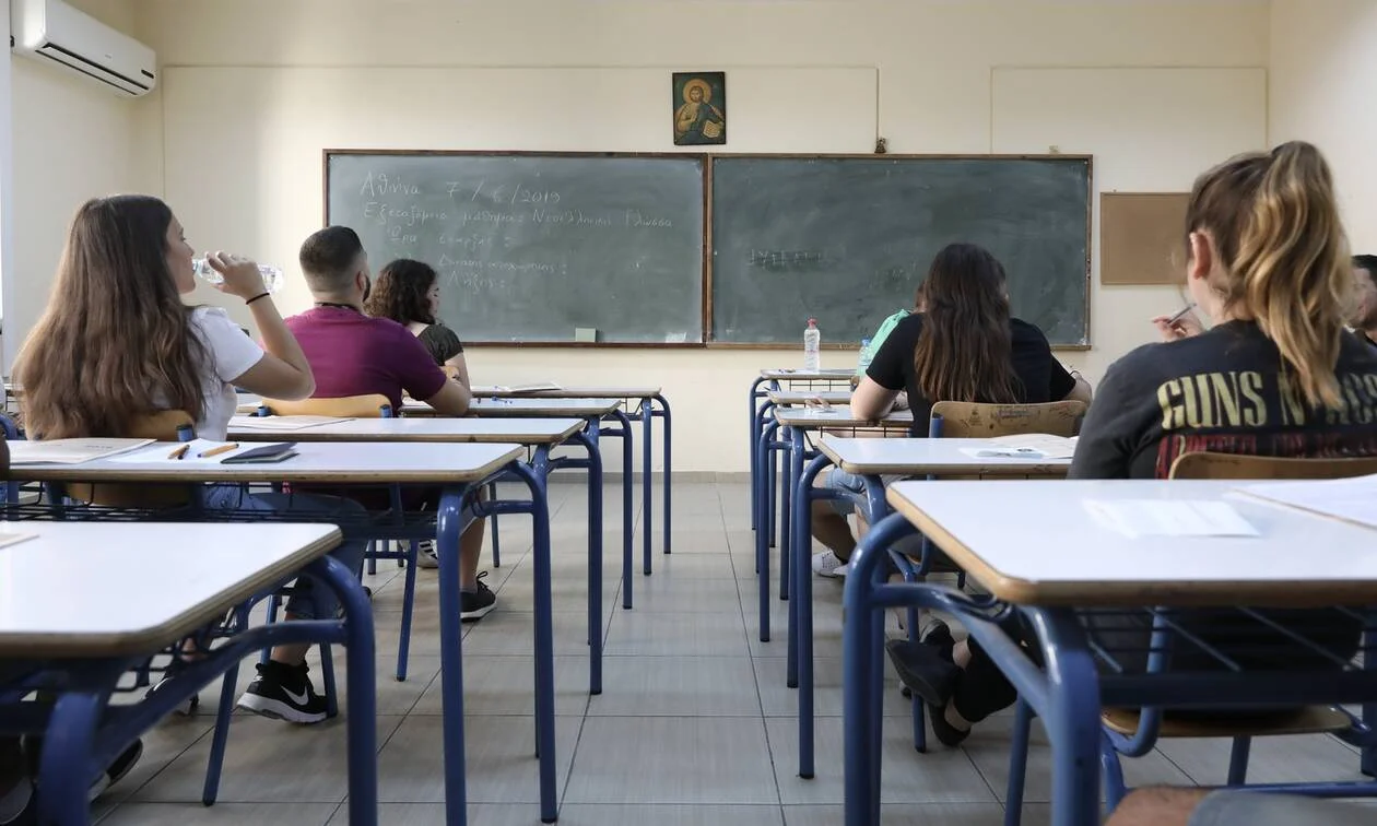 Τα θρησκευτικά υποβαθμίζονται ακόμη περισσότερο, αφού πλέον οποιοσδήποτε θα μπορεί να απέχει, με την οποιαδήποτε πρόφαση.