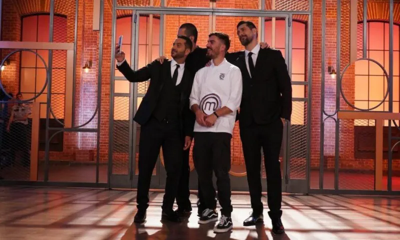 MasterChef: «Ζόρια» για τον Πάνο Κουμουνδούρο - Τι συνέβη (pic)