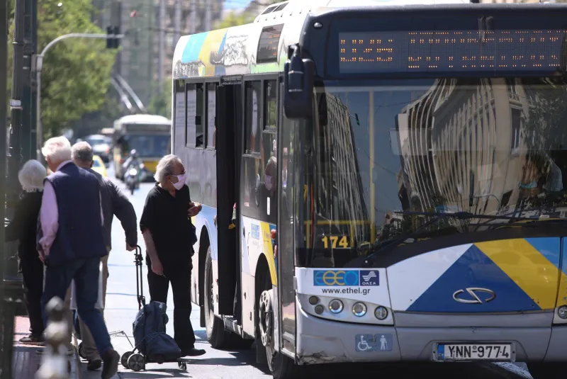 Transport pass: Σκέψεις για κάρτα απεριορίστων διαδρομών στα ΜΜΜ με 10 ευρώ