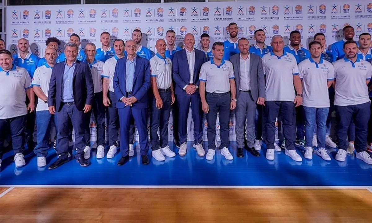 Ο Χρυσός Χορηγός της ΕΟΚ παρουσίασε τη νέα διαφημιστική καμπάνια με κεντρικό μήνυμα «Όταν αγωνίζεται η Εθνική, αγωνίζεται μία ολόκληρη χώρα».