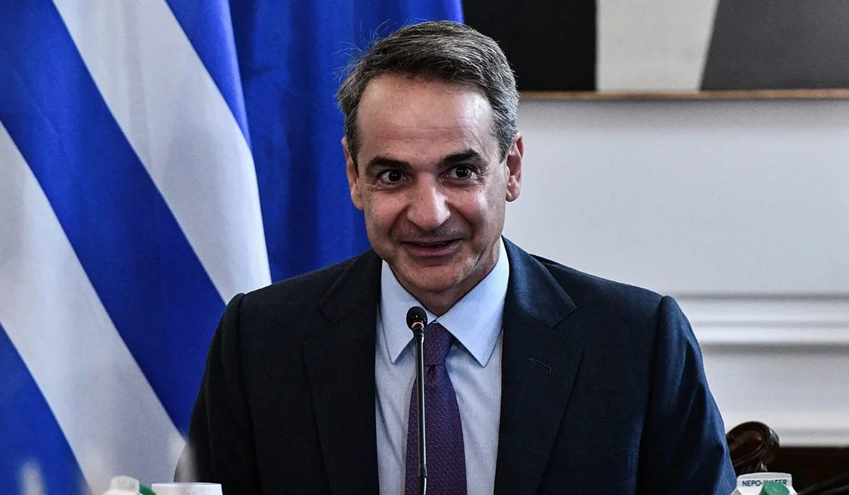 Με κουπόνια για καύσιμα, τρόφιμα, τουρισμό, ρεύμα, και μπόνους χαμηλής κατανάλωσης, η κυβέρνηση μετατρέπει τη χώρα σε φτωχοποιημένη «Σοβιετία».