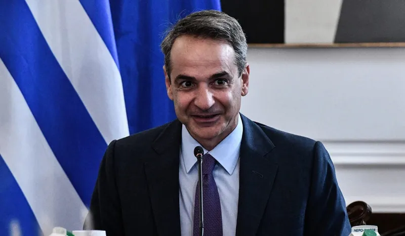 Κυβέρνηση: «Ανάπτυξη» με μπόνους «καλού καταναλωτή» ενέργειας και ψηφιακά κουπόνια συσσιτίων!