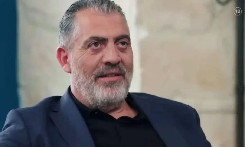 Η γη της ελιάς επόμενα επεισόδια: Αυτός βάζει τέλος στη ζωή του Δημοσθένη
