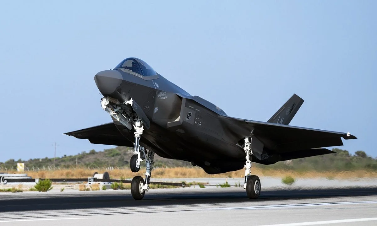 Σε ελεύθερη πτώση οι τιμές για τα F-35 - Θα είναι το βασικό επόμενο μαχητικό της ελληνικής Πολεμικής Αεροπορίας;
