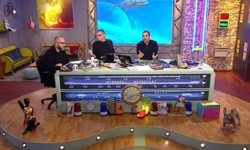 Ράδιο Αρβύλα: Έρχεται μεγάλη αλλαγή - Θα βρεθεί αντικαταστάτης για τη θέση του Στάθη Παναγιωτόπουλου;