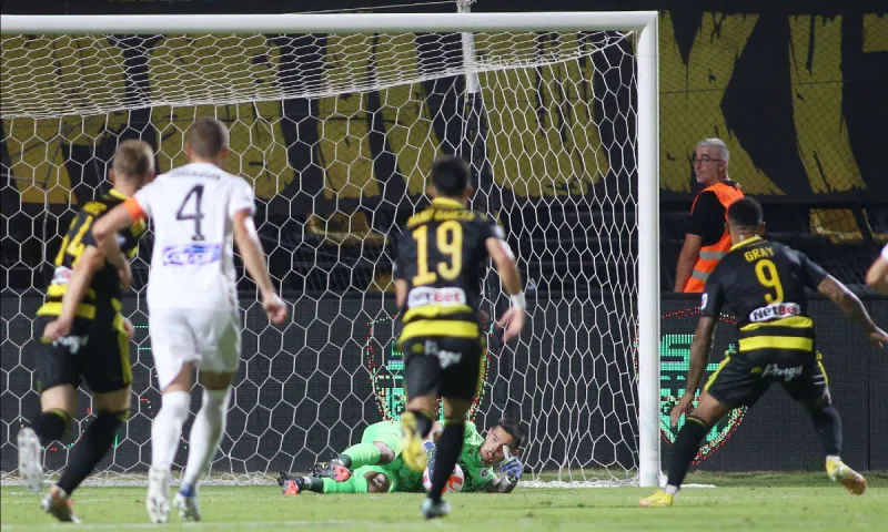 Άρης - ΠΑΟΚ 0-0: Όλο το ντέρμπι ένα χαμένο πέναλτι! Και η σύρραξη στις καθυστερήσεις!