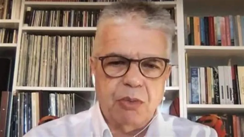 Χαράλαμπος Γώγος: «Είμαστε ευάλωτοι στον ιό της γρίπης, γιατί φορούσαμε μάσκες 2 χρόνια»!
