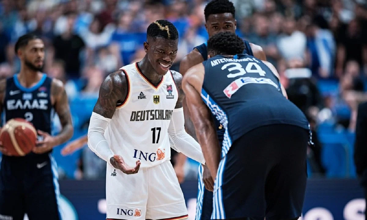 Με το σκορ στο 61-57 για την Εθνική ομάδα στο ημίχρονο κι αφού είχε ανατρέψει διψήφια διαφορά, οφείλω να ομολογήσω ότι ήμουν ιδιαίτερα ανήσυχος.