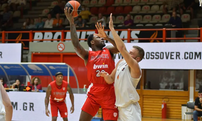 Ο Ολυμπιακός 81-72 νίκησε τον Προμηθέα στην Πάτρα