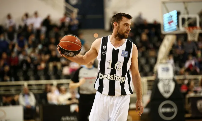 Basket League 22/9: Στον Ιωνικό θα συνεχίσει ο Μάντζαρης