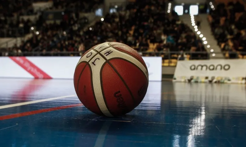 Όταν πανηγυρίζεις νίκες παίδων ή εφήβων δημόσια κι επίσημα!