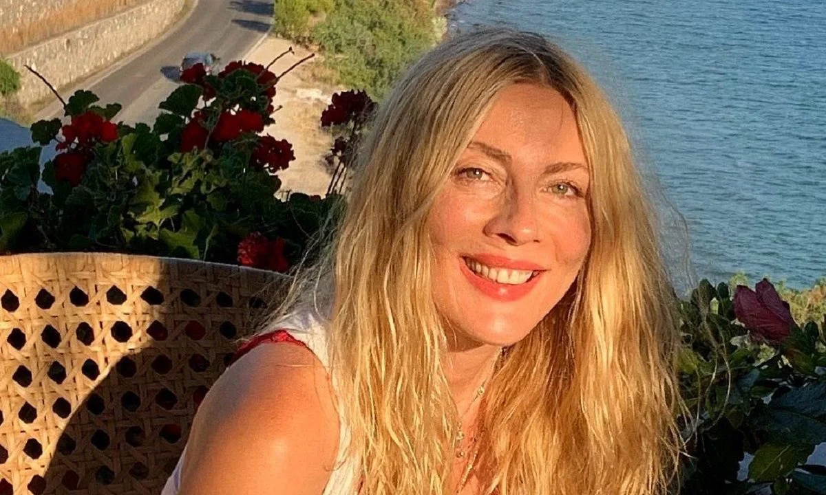 Η Σμαράγδα Καρύδη επιστρέφει στην μικρή οθόνη σε ό,τι αφορά τις σειρές, παίρνοντας πρωταγωνιστικό ρόλο στο Star.