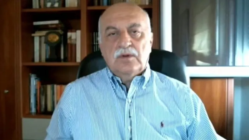 Τρομοκρατία ο Ν.Τζανάκης: «Τα παιδιά να μην έρχονται σε επαφή με τον παππού και τη γιαγιά χωρίς μάσκα»!