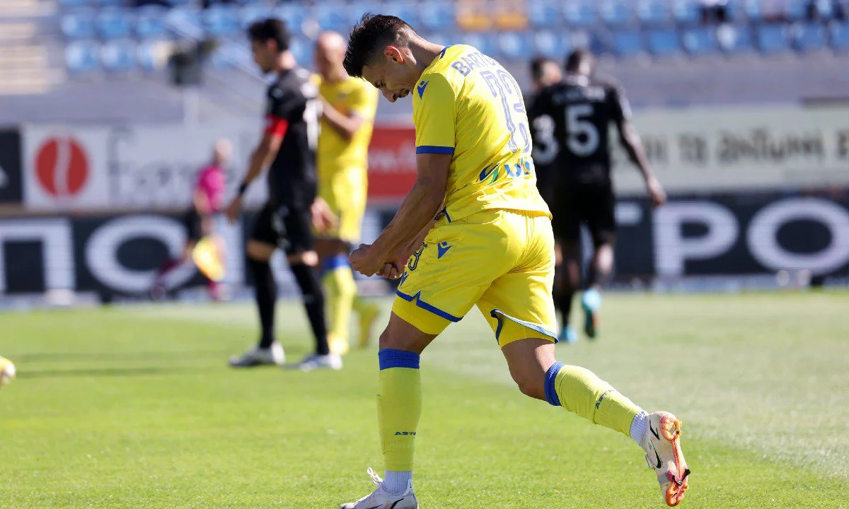 Αστέρας Τρίπολης - ΟΦΗ 2-0: Πρώτη νίκη για τους Αρκάδες και μια ακόμα ήττα για τους Κρητικούς στο «Κολοκοτρώνης». Κανονάκι» το τρίποντο για Μεταξά που είχε χάσει αρκετές «ζωές» το προηγούμενο διάστημα!