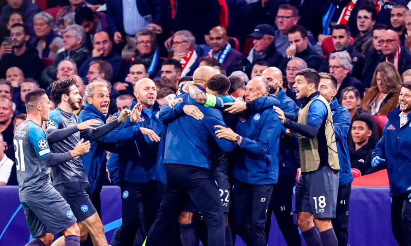 Champions League: Η Νάπολι δίδαξε total football στον Άγιαξ - Όλα τα γκολ (vids)