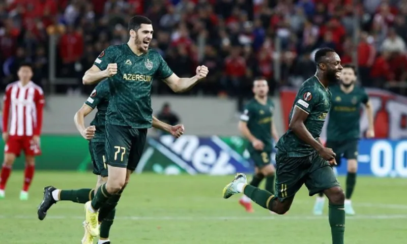 Ολυμπιακός - Καραμπάγκ 0-3: Νέος διασυρμός στο Φάληρο - Αποτυχημένα πειράματα από Μίτσελ (vids)