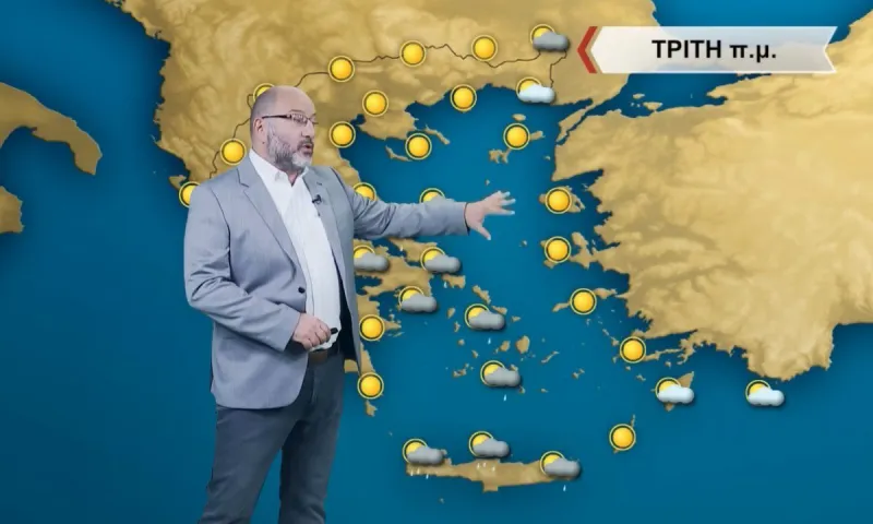 Καιρός: Ισχυρός βοριάς σύμφωνα με τον Αρναούτογλου για την Τρίτη - Που ανεβαίνει η θερμοκρασία