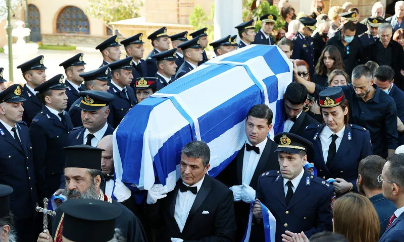 Αλέξανδρος Νικολαΐδης: Συγκίνηση και δέος - Λαϊκό προσκύνημα στο αντίο του μεγάλου αθλητή (pics & vids)