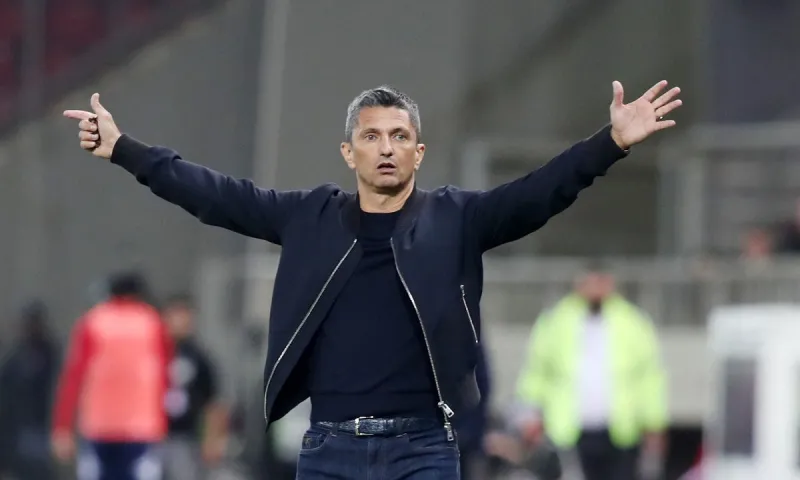 Λουτσέσκου: Ντροπή για όσα μας κάνουν οι διαιτητές - Όλα υπέρ των ομάδων της Αθήνας