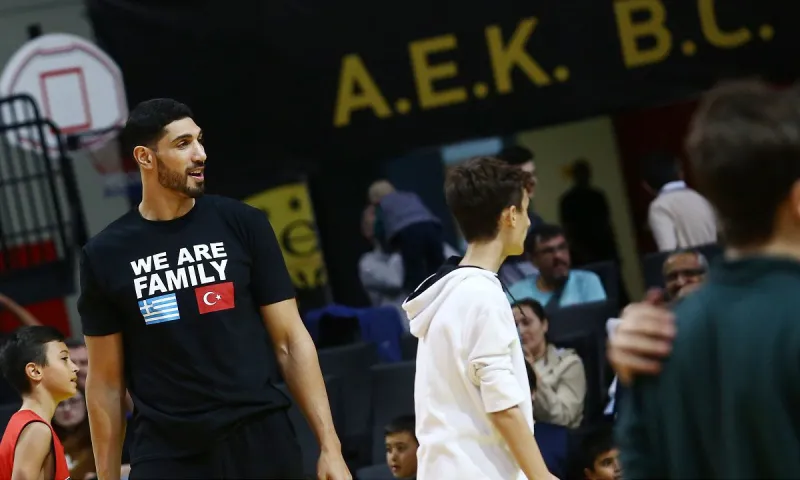 Καντέρ: Στην Ελλάδα, σε καμπ για Τούρκους πρόσφυγες