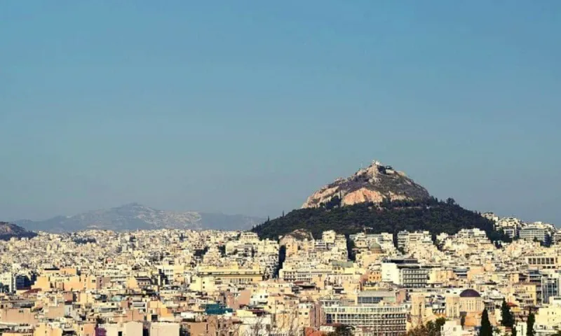 Καιρός σαν καλοκαίρι την Πέμπτη (20/10) - Ηλιοφάνεια παντού, αλλά και 7 μποφόρ στο Αγαίο