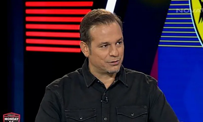 Ντέμης Νικολαΐδης: «Δεν θέλει μεταγραφές η ΑΕΚ - Πρέπει να κάνει κάτι ο Αλμέιδα με Αραούχο»